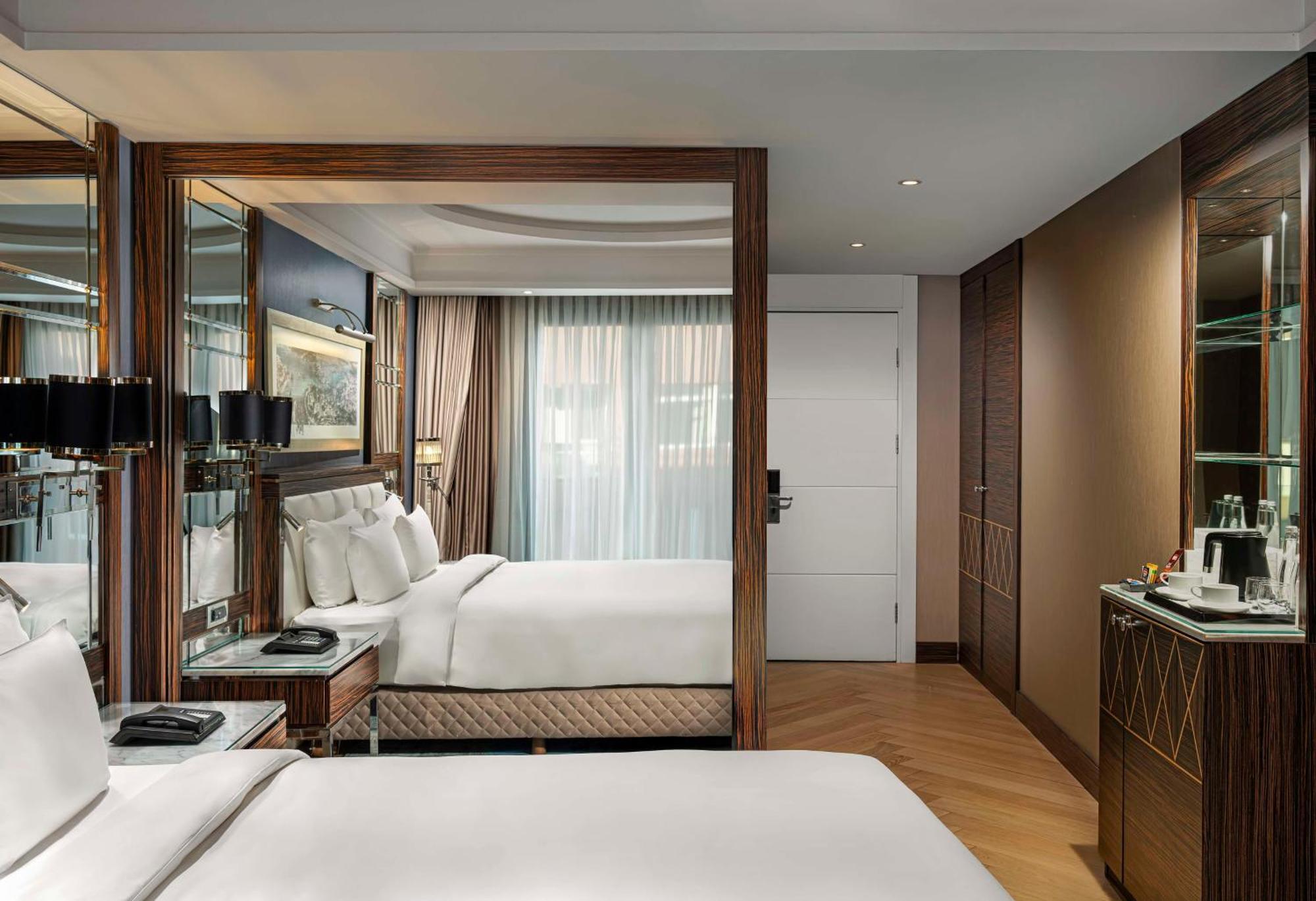 Radisson Blu Hotel Istanbul Pera Istambul Exterior foto